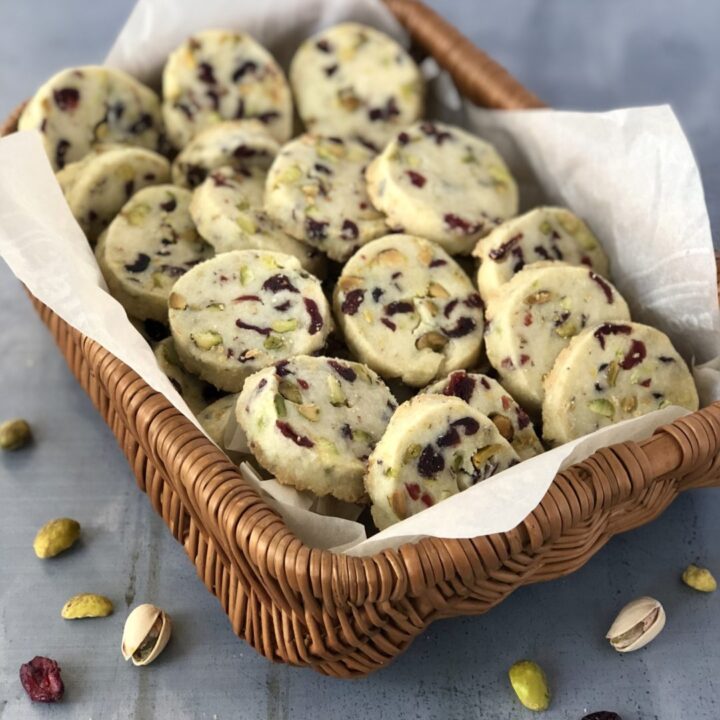 Cranberry Pistachio Shortbread Cookies